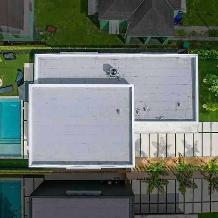 Villa Design House -Heated Pool -Big Yard -Gated Parking Miami Exterior foto