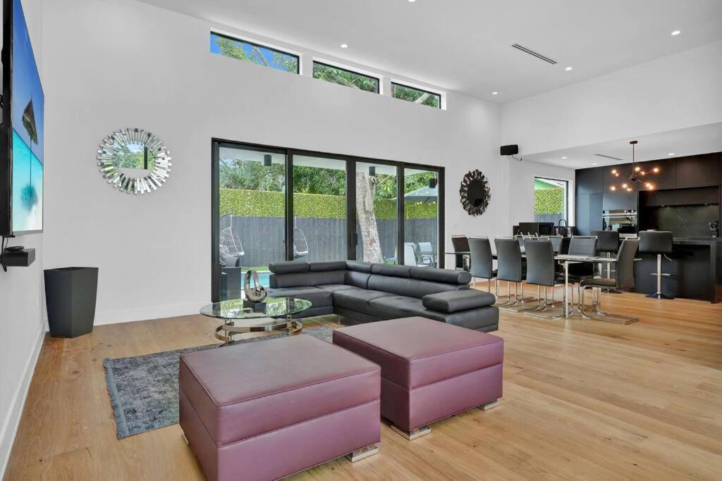 Villa Design House -Heated Pool -Big Yard -Gated Parking Miami Exterior foto