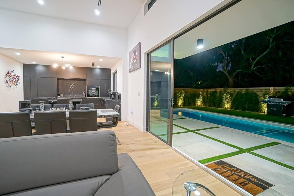 Villa Design House -Heated Pool -Big Yard -Gated Parking Miami Exterior foto